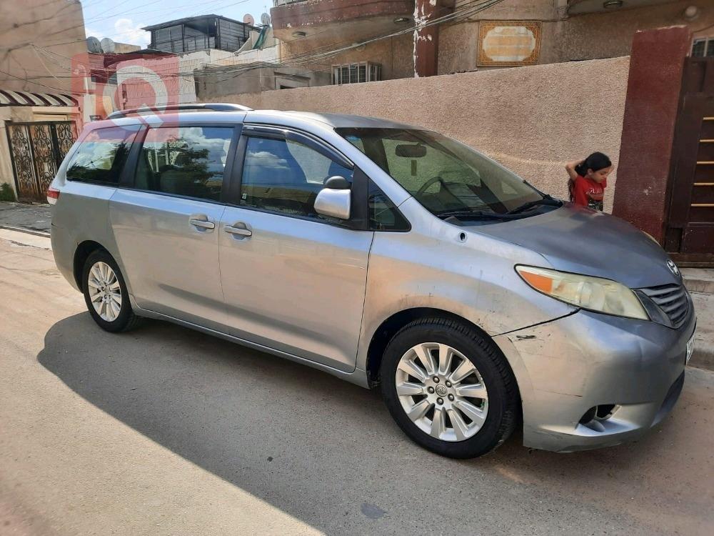Toyota Sienna